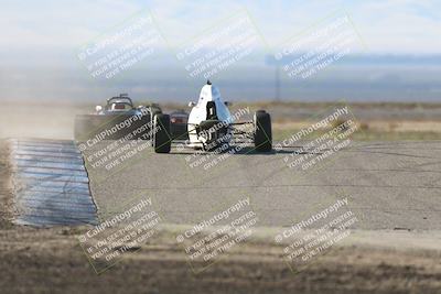 media/Oct-26-2025-CalClub SCCA (Sun) [[8ce1e69566]]/Group 6/Grapevine/